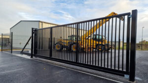 cantilever gate1