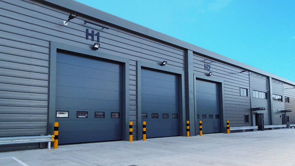 Doors sectional doors